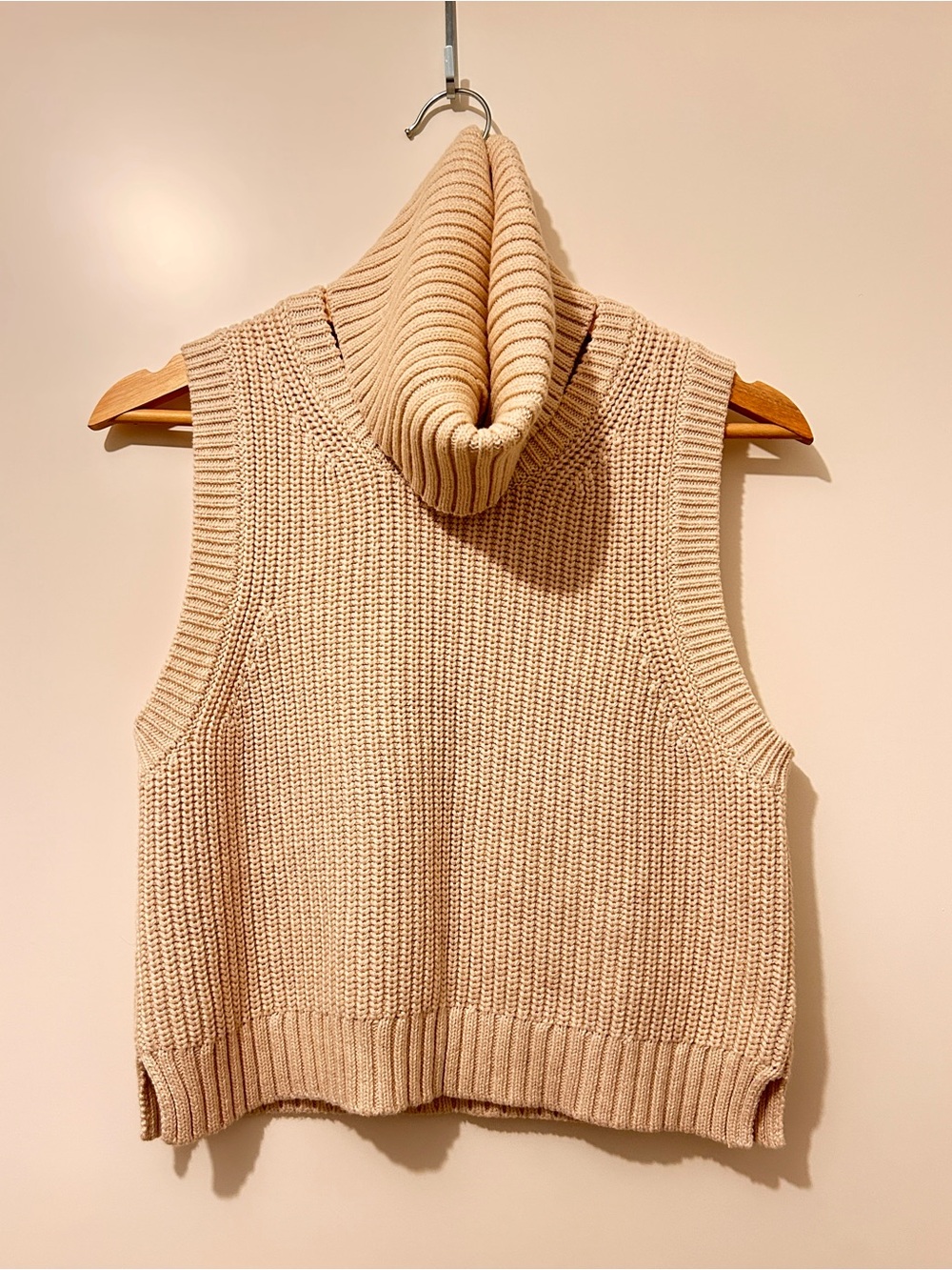 Me+Em Sleeveless Turtleneck Knit Sweater Vest - Cream/ Natural. Size small